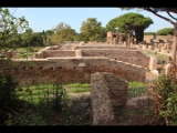 00553 ostia - regio v - insula xii - horrea (v,xii,2) - westl. via sabazeo - 2014.jpg